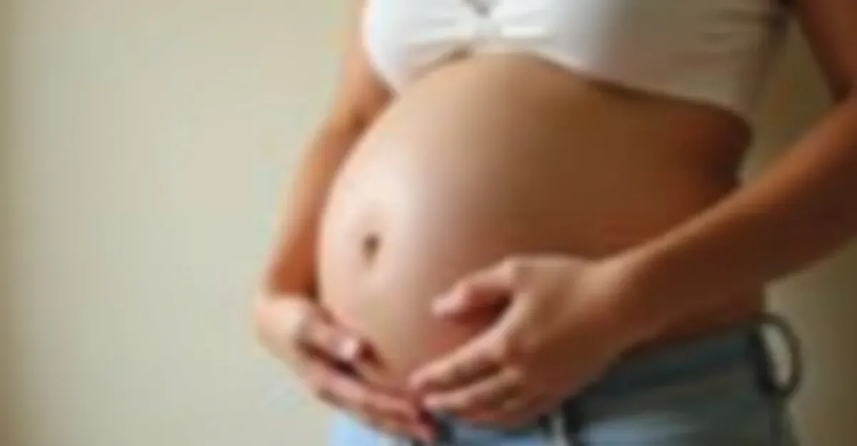 Jak pobudzić ruchy dziecka w brzuchu? Skuteczne metody!