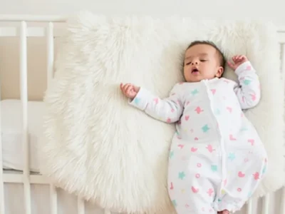 Jak ubrać dziecko do snu – Praktyczne porady i zasady